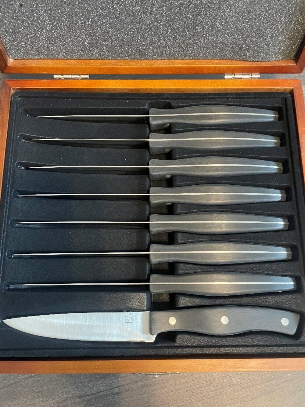 Chicago Cutlery 8-Piece Steak Knives